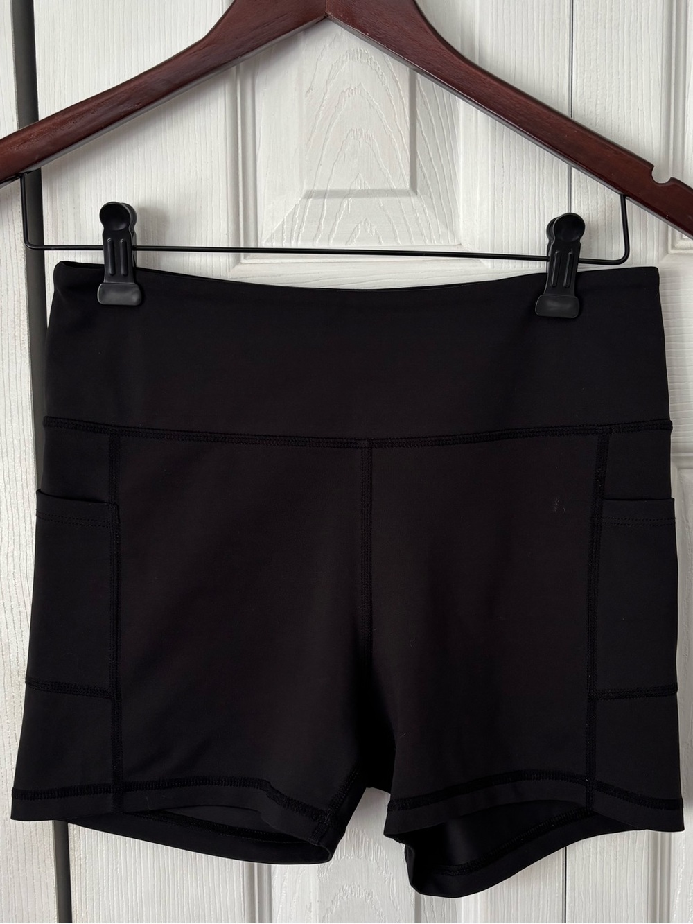 Zyia Black Pocket Light n Tight Hustle Shorts